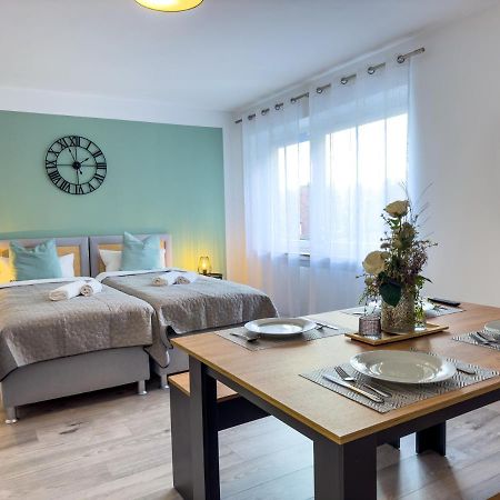 Immostay #6 - Ferienhaus 4 Zimmer Fuer 8 Personen, Wifi & Zentrum BRE المظهر الخارجي الصورة