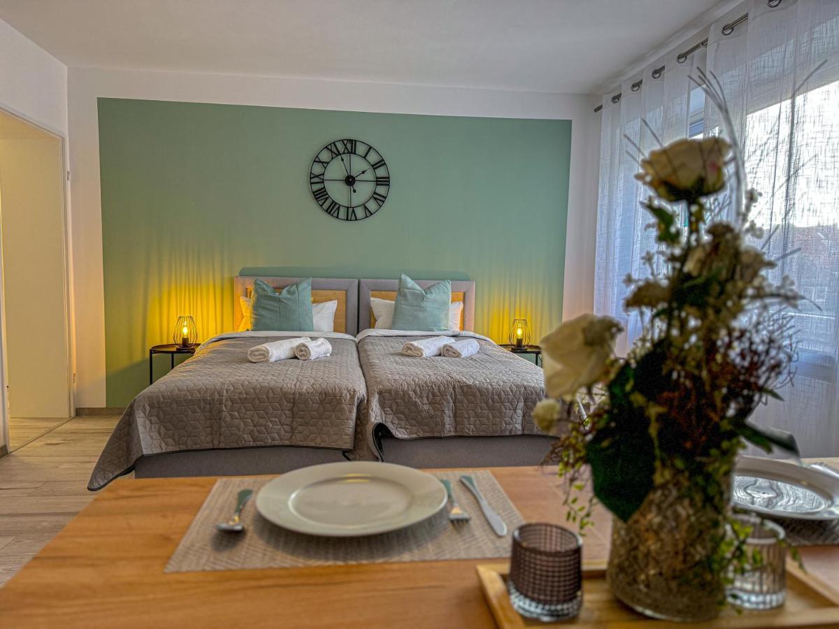 Immostay #6 - Ferienhaus 4 Zimmer Fuer 8 Personen, Wifi & Zentrum BRE المظهر الخارجي الصورة