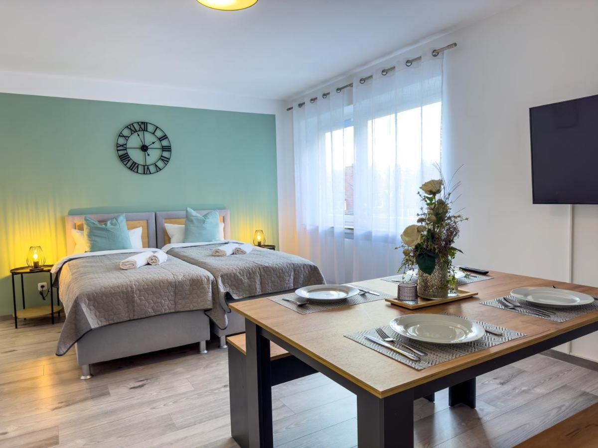 Immostay #6 - Ferienhaus 4 Zimmer Fuer 8 Personen, Wifi & Zentrum BRE المظهر الخارجي الصورة