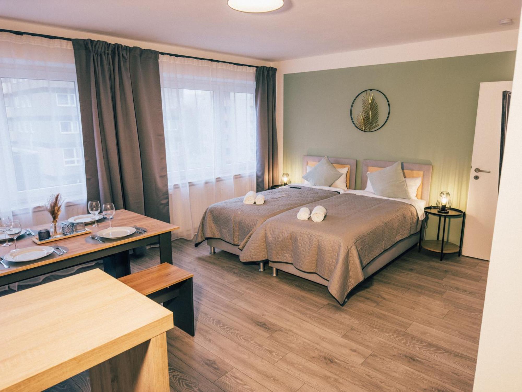 Immostay #6 - Ferienhaus 4 Zimmer Fuer 8 Personen, Wifi & Zentrum BRE المظهر الخارجي الصورة