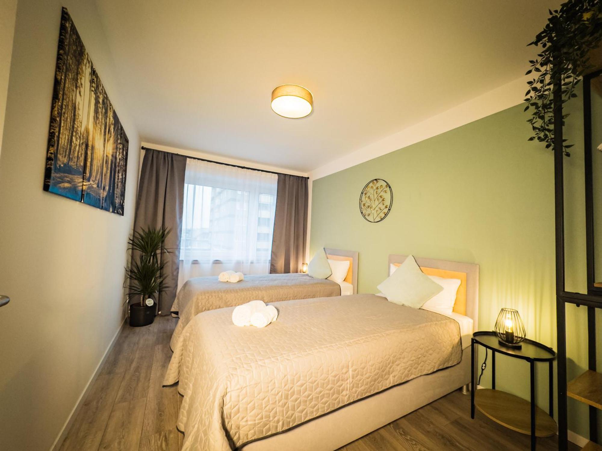 Immostay #6 - Ferienhaus 4 Zimmer Fuer 8 Personen, Wifi & Zentrum BRE المظهر الخارجي الصورة
