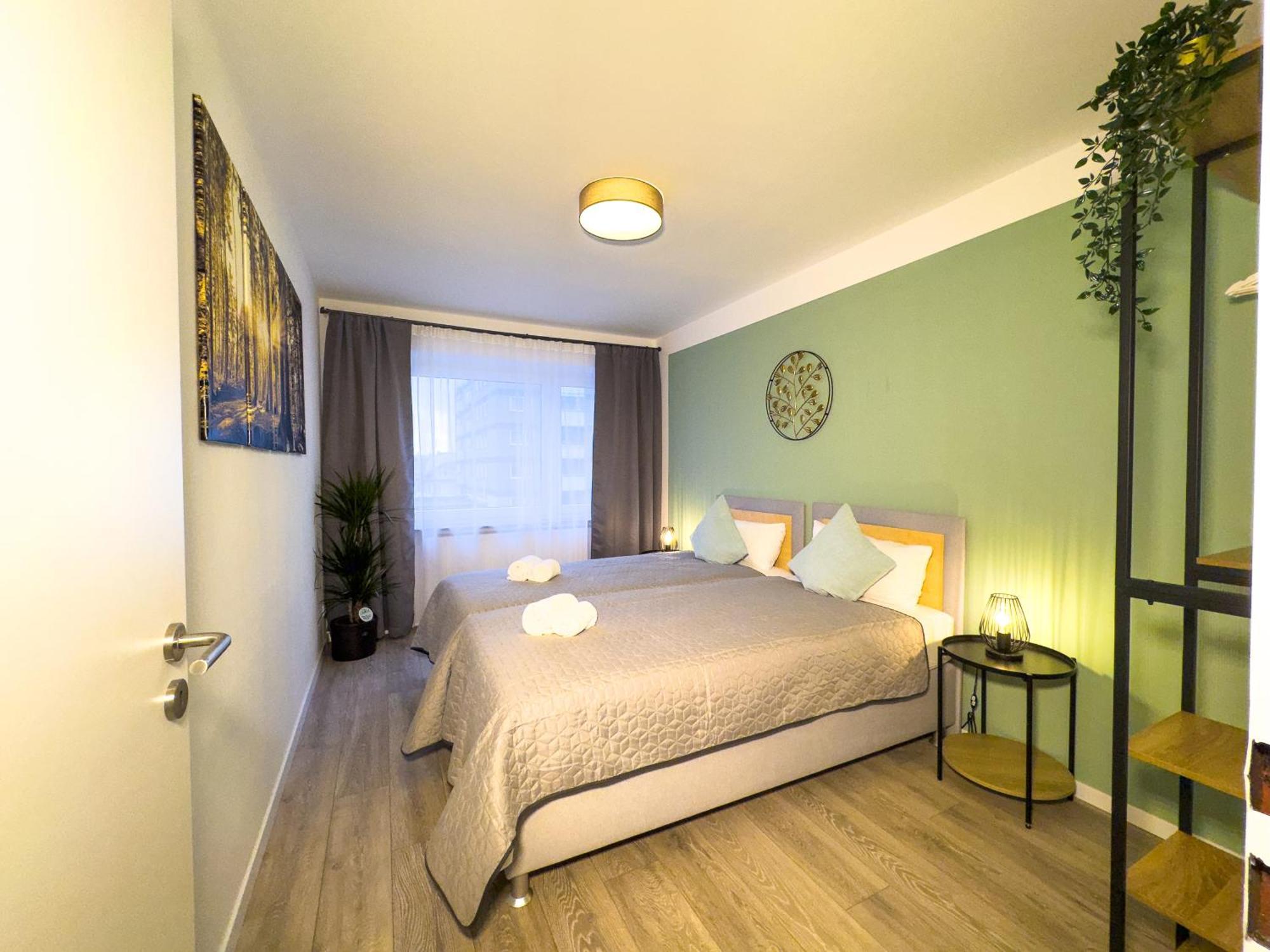 Immostay #6 - Ferienhaus 4 Zimmer Fuer 8 Personen, Wifi & Zentrum BRE المظهر الخارجي الصورة